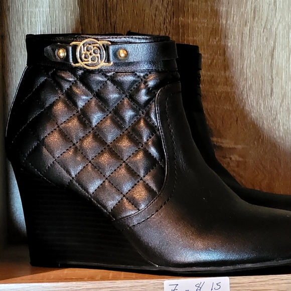 Liz Claiborne women's ankle boots - Picture 2 of 5